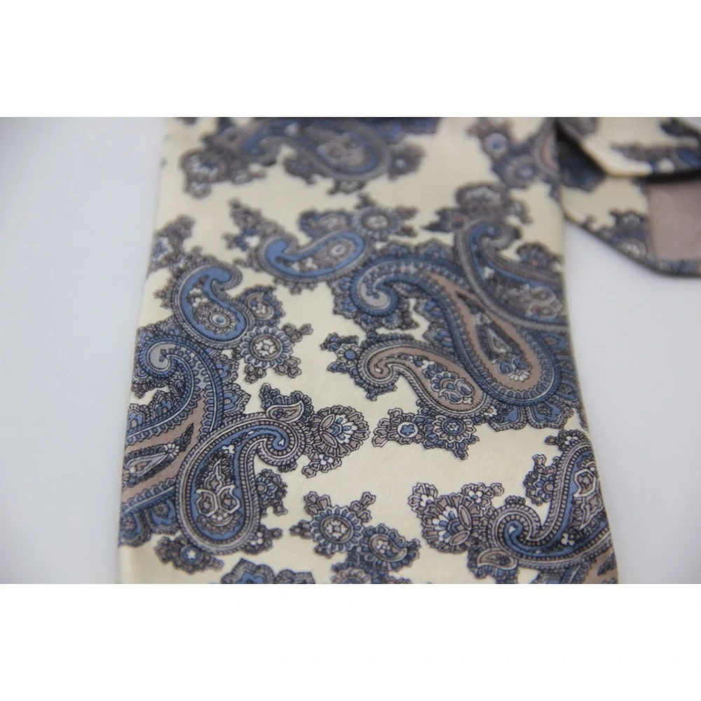VTG Christian Dior Italy 100% Silk Tie Paisley Print Made In USA CLASSIC 57